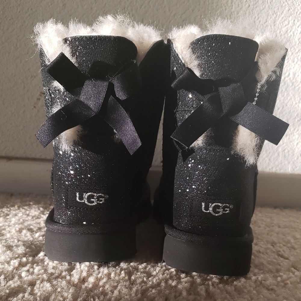 New Uggs Bailey Bow Sparkle Boots